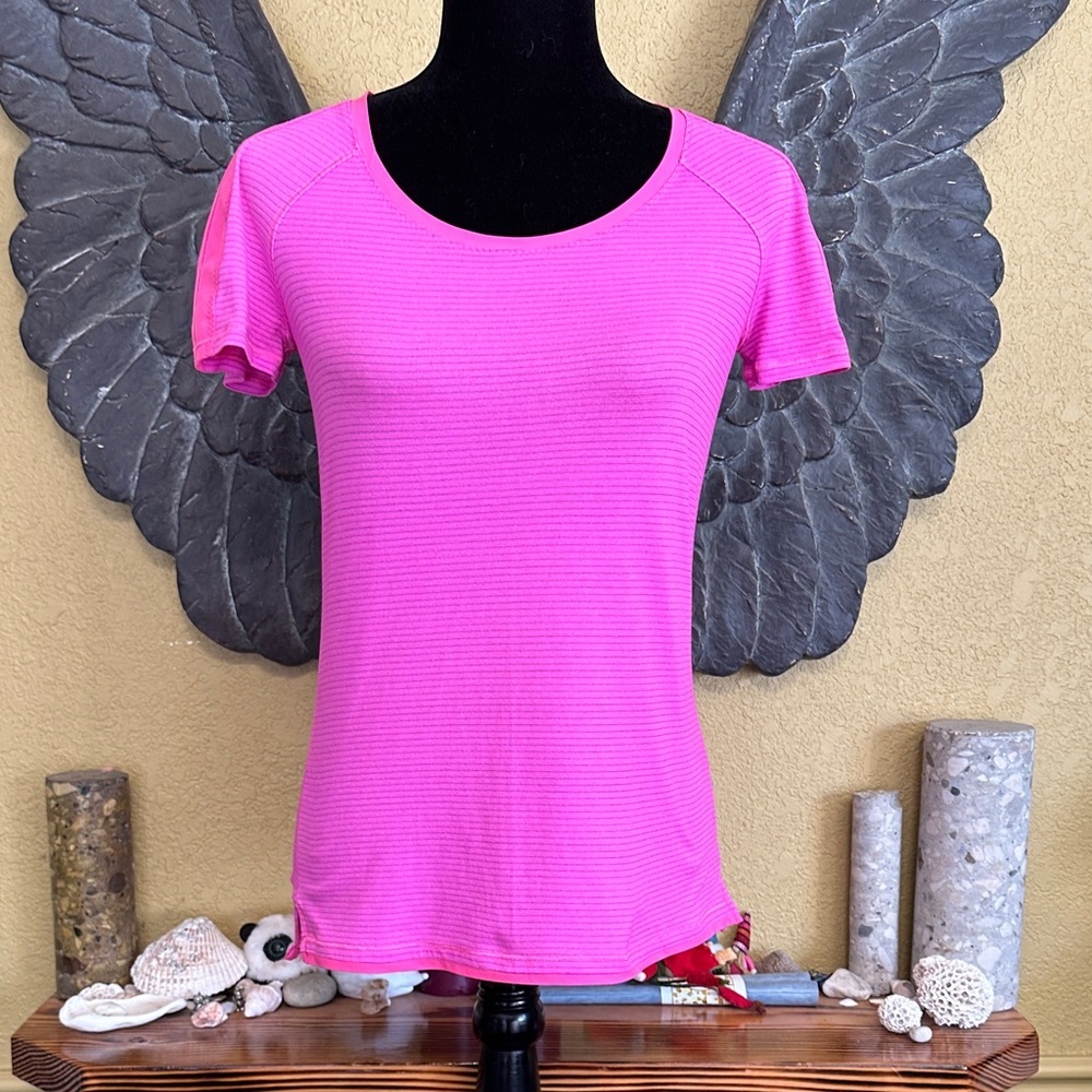 Lululemon Pink Tee